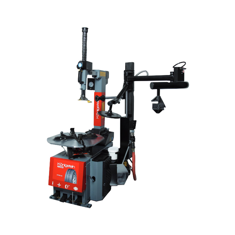 AUTOMATIC TIRE CHANGER WITH ARM